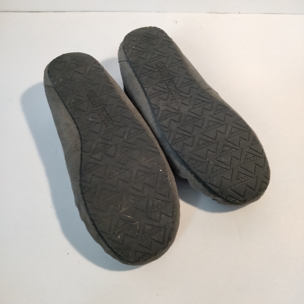 🌻 MINNETONKA SLIPPERS 🍁 - Picture 5 of 7